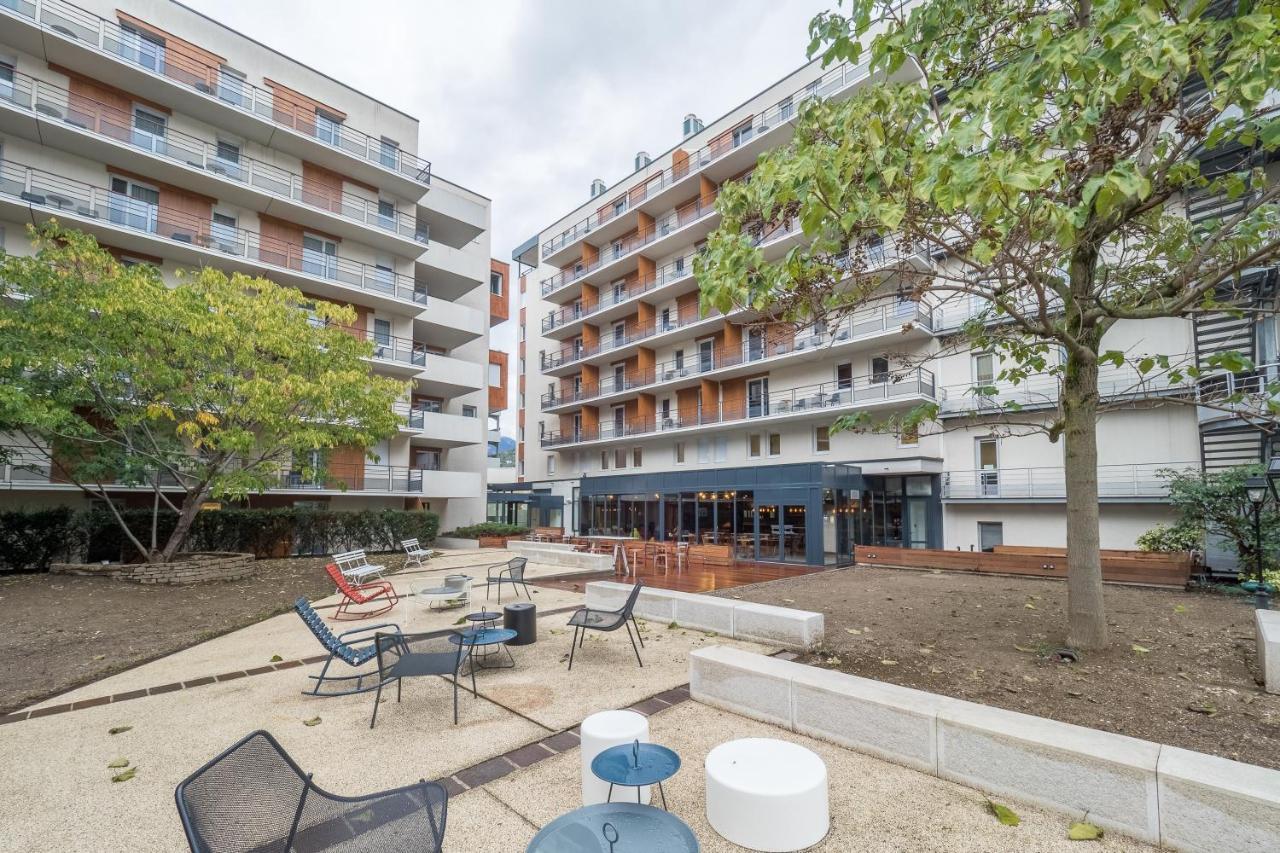 Hostel Le Hueb Гренобль Экстерьер фото